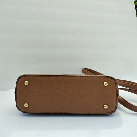 NWOT ISABELLE VEGAN CROSSBODY SHOULDER BAG PURSE - Picture 8 of 8